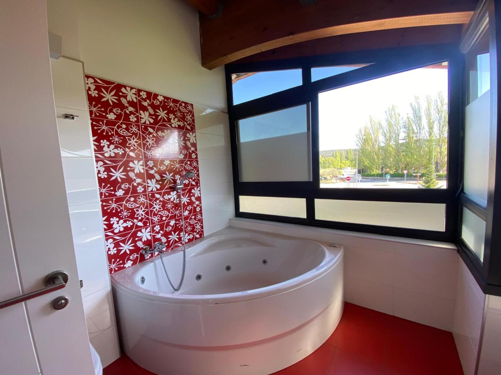 Roomrural Hotel Iru-Bide ルンビエル エクステリア 写真